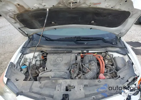 2013 Acura Ilx Hybrid 1.5L z USA, uszkodzony, nr VIN 19VDE3F74DE301658